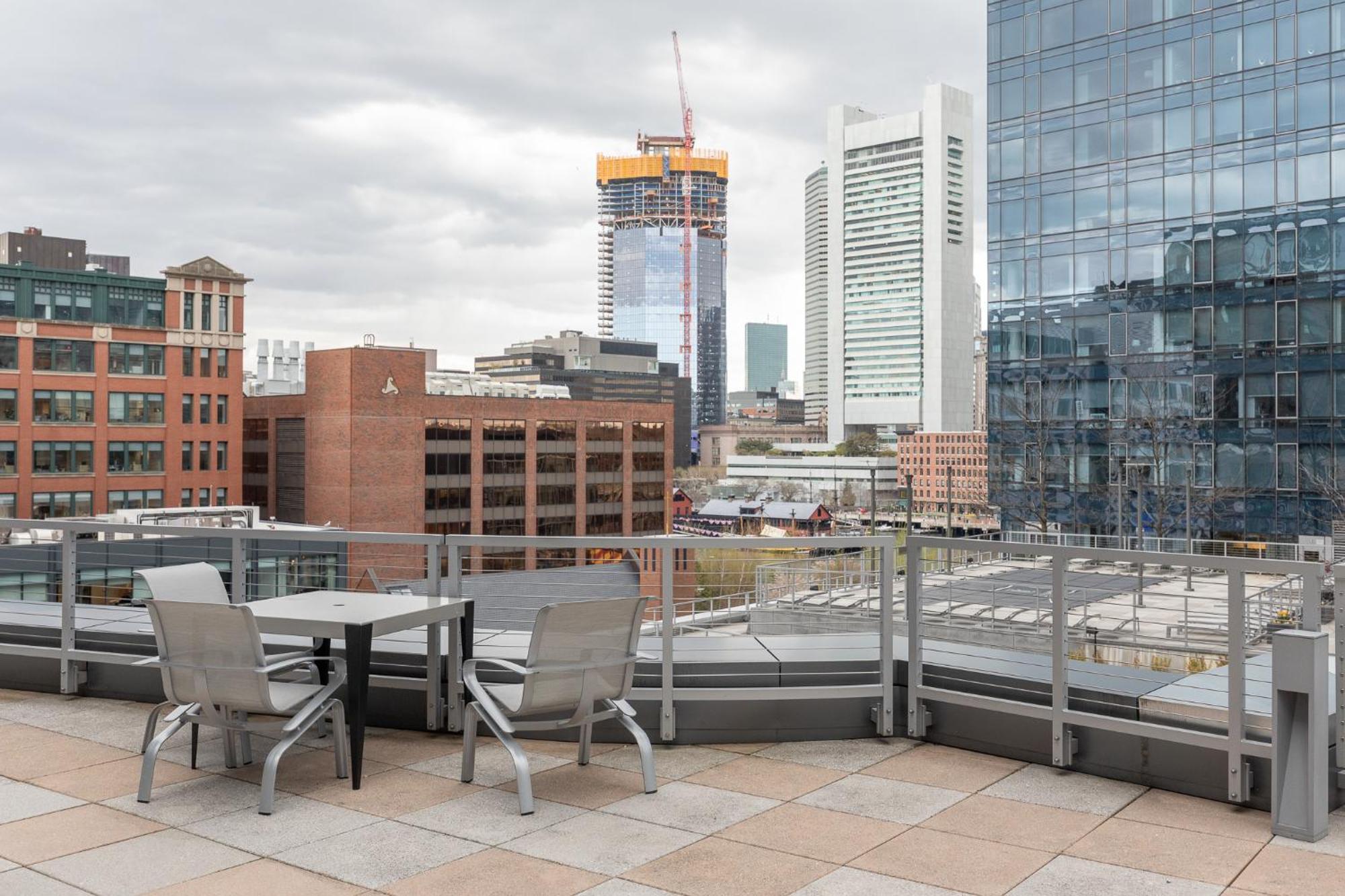 Luxury With Balcony In Seaport Apartment Boston